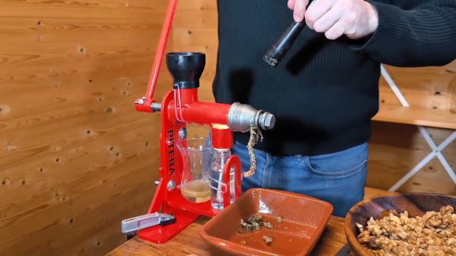 Amazon.com: Piteba Nut and Seed Oil Expeller Oil Press, The